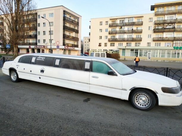 Lincoln Town Car III, 2000 г.