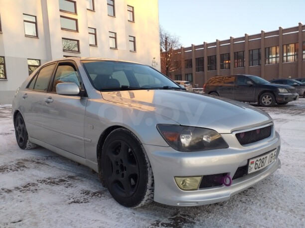 Lexus IS I, 2001 г.