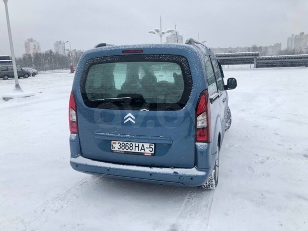 Citroen Berlingo II, 5 мест, 2010 г.