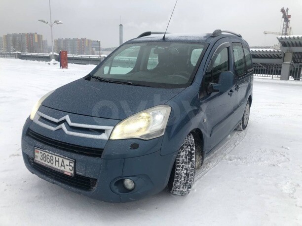 Citroen Berlingo II, 5 мест, 2010 г.