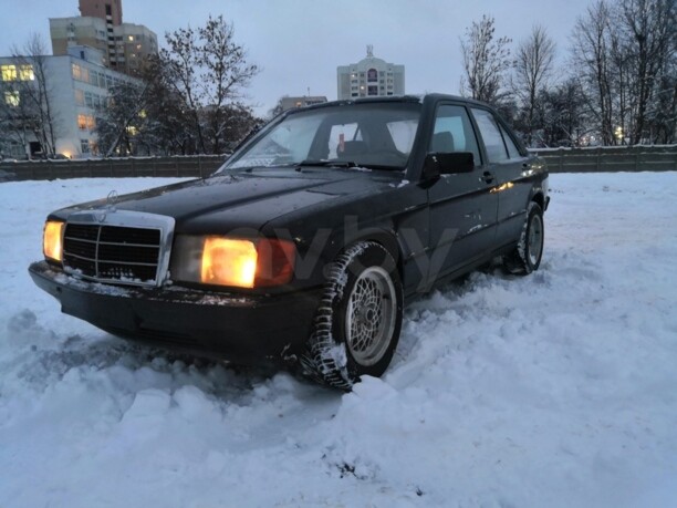 Mercedes-Benz 190 (W201), 1988 г.