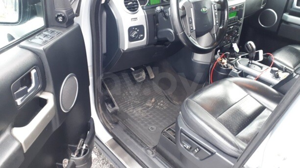 Land Rover Discovery III, 5 мест, 2009 г.