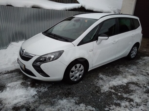 Opel Zafira C, 7 мест, 2016 г.