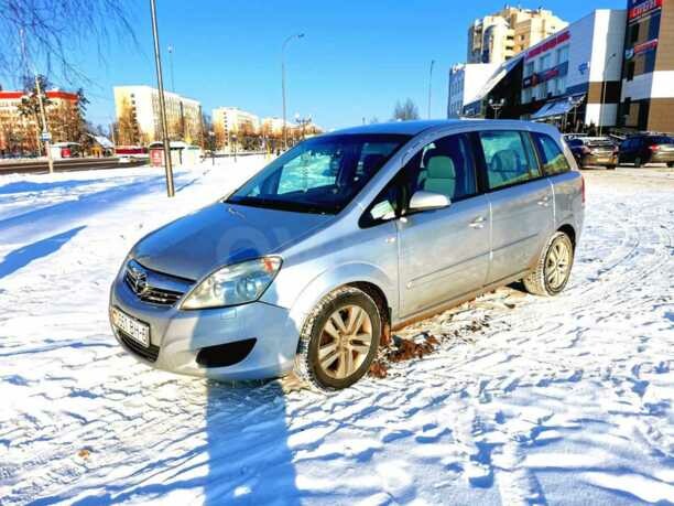 Opel Zafira B · Рестайлинг, 7 мест, 2008 г.