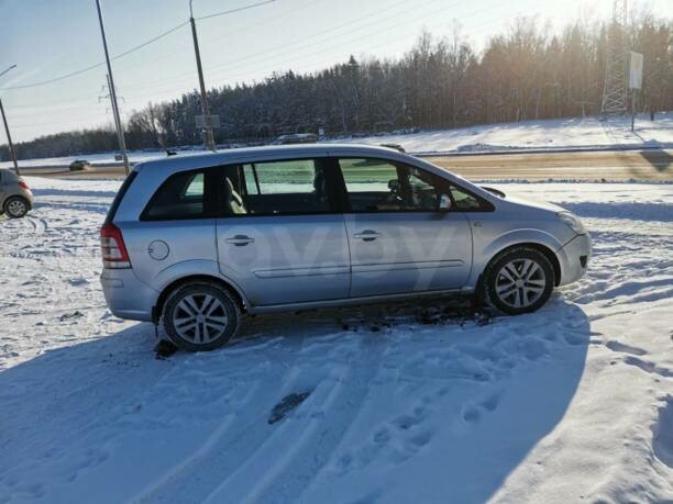 Opel Zafira B · Рестайлинг, 7 мест, 2008 г.