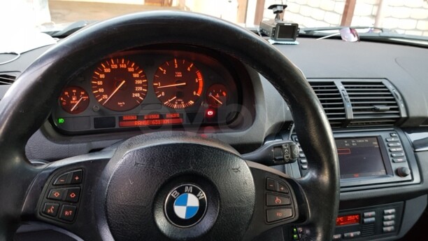 BMW X5 E53, 5 мест, 2004 г.