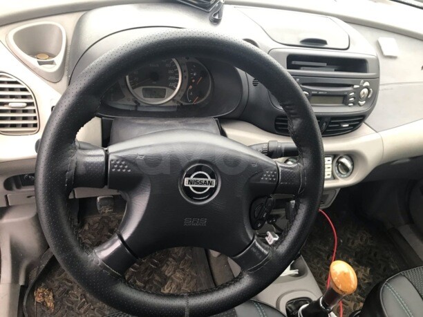Nissan Almera Tino, 2000 г.