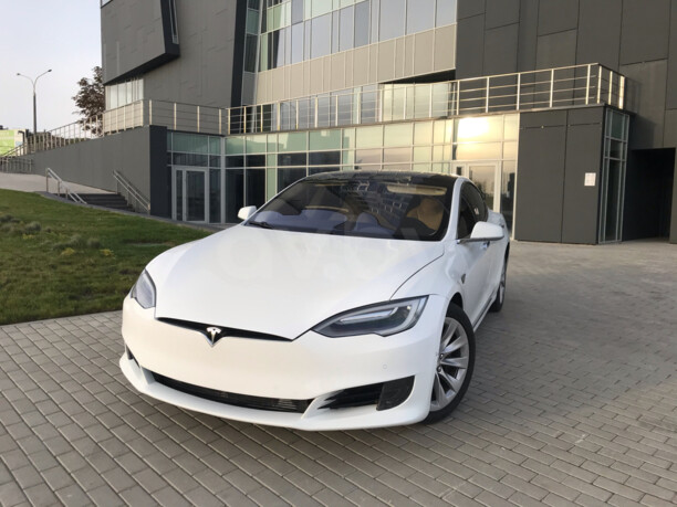 Tesla Model S I · Рестайлинг, 2016 г.