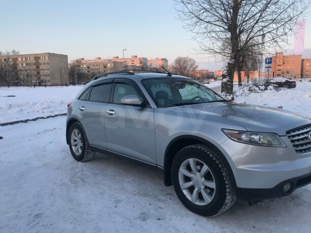 Infiniti FX I, 2003 г.