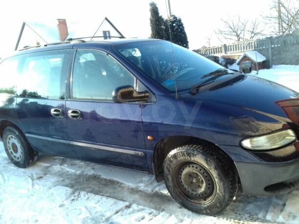 Chrysler Voyager III, 7 мест, 1998 г.