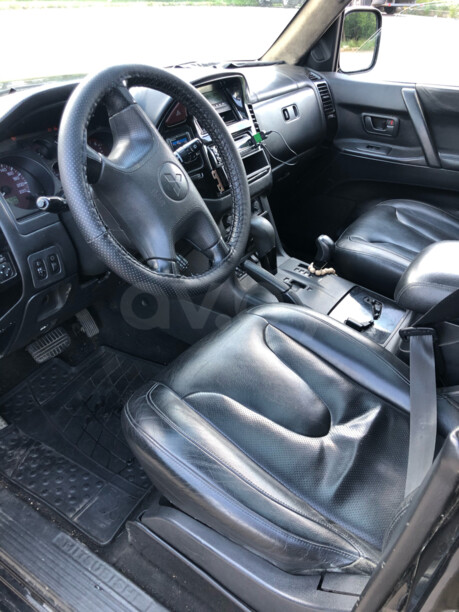 Mitsubishi Pajero III, 5 мест, 2002 г.