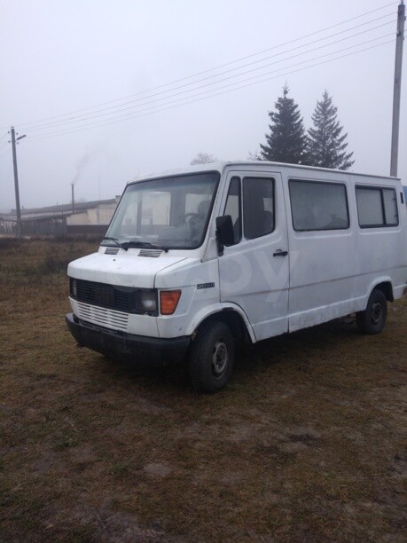 Mercedes-Benz T1 (207D-410D), 1992 г.