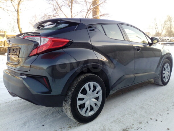 Toyota C-HR, 2017 г.