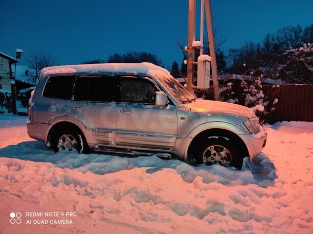 Mitsubishi Pajero III, 7 мест, 2000 г.
