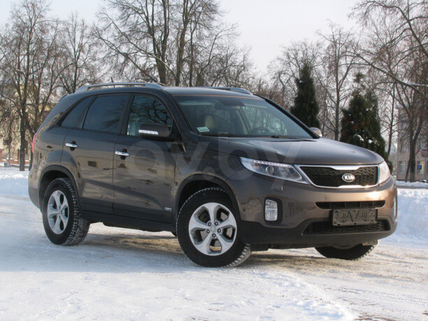Kia Sorento II · Рестайлинг, 5 мест, 2014 г.