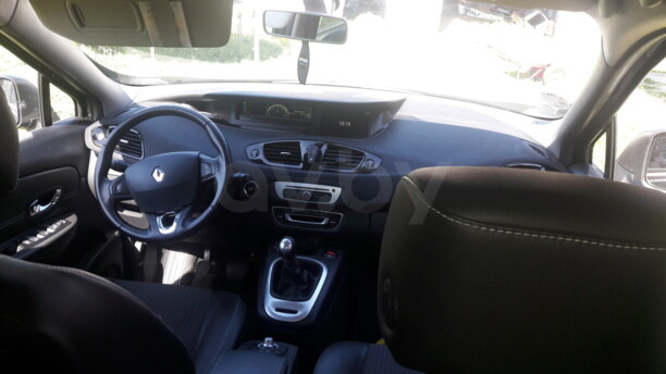 Renault Grand Scenic III · 2-й рестайлинг, 7 мест, 2016 г.