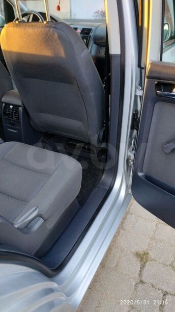 Volkswagen Touran I, 5 мест, 2005 г.