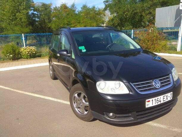 Volkswagen Touran I, 5 мест, 2006 г.