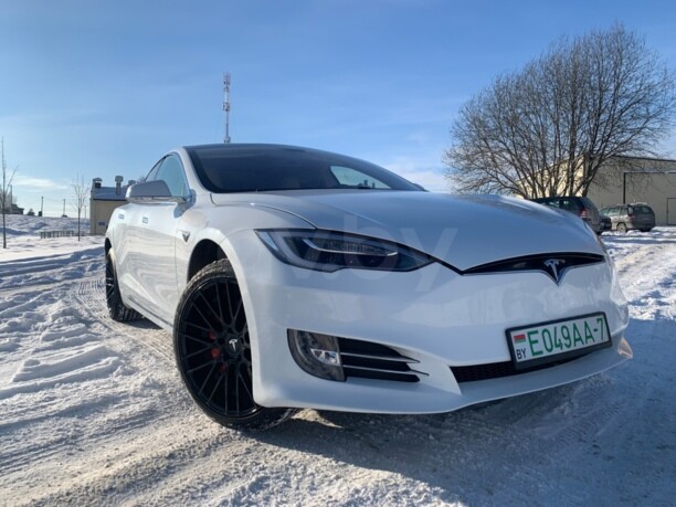 Tesla Model S I, 2014 г.