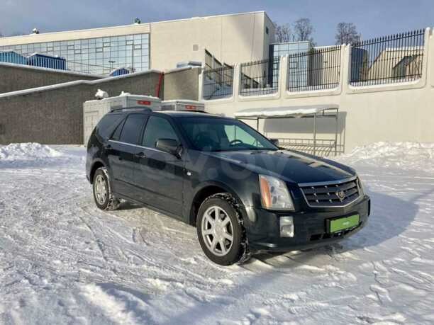 Cadillac SRX I, 5 мест, 2004 г.