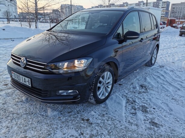 Volkswagen Touran III, 5 мест, 2016 г.