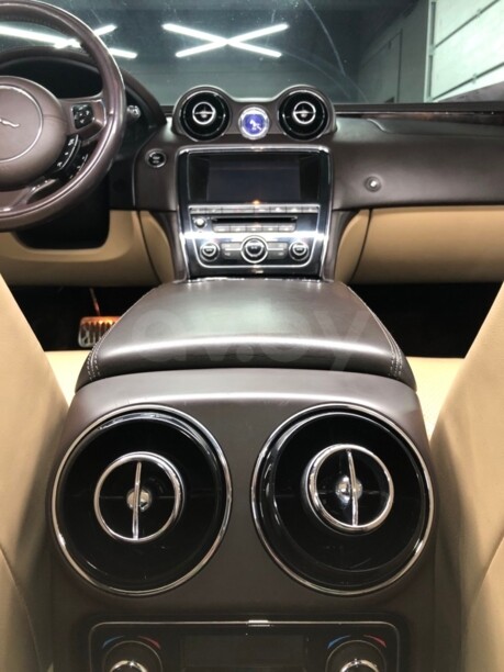 Jaguar XJ X351, 2010 г.