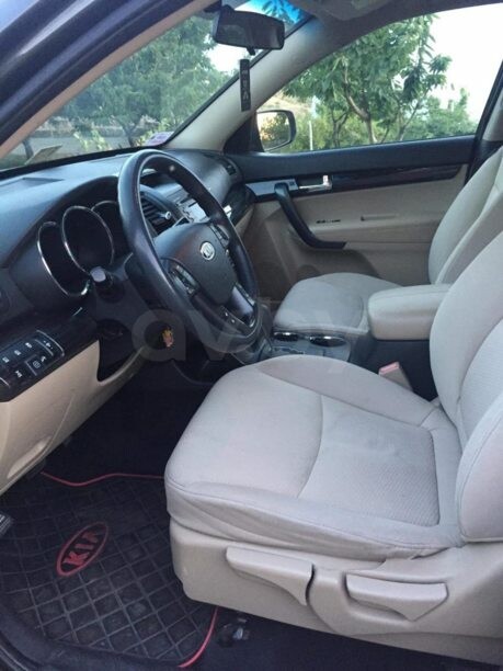 Kia Sorento II, 5 мест, 2011 г.
