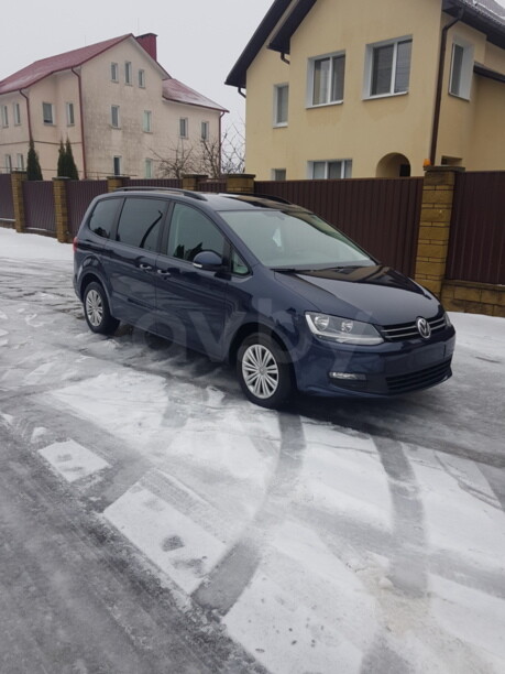 Volkswagen Sharan II · Рестайлинг, 5 мест, 2015 г.
