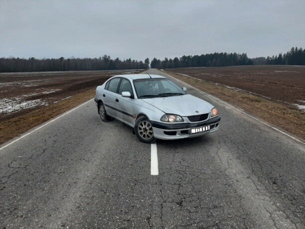 Toyota Avensis I (T220) · Рестайлинг, 2000 г.