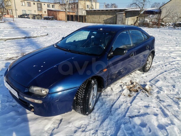 Mazda 323F, 1995 г.