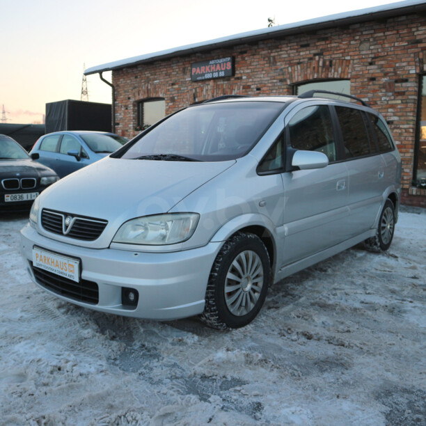 Opel Zafira A, 7 мест, 2001 г.
