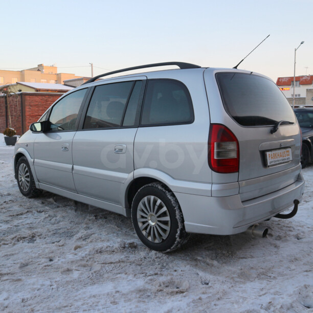 Opel Zafira A, 7 мест, 2001 г.