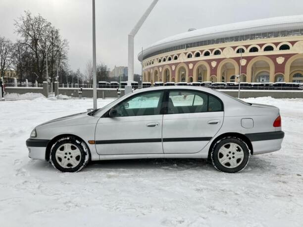 Toyota Avensis I (T220), 1998 г.