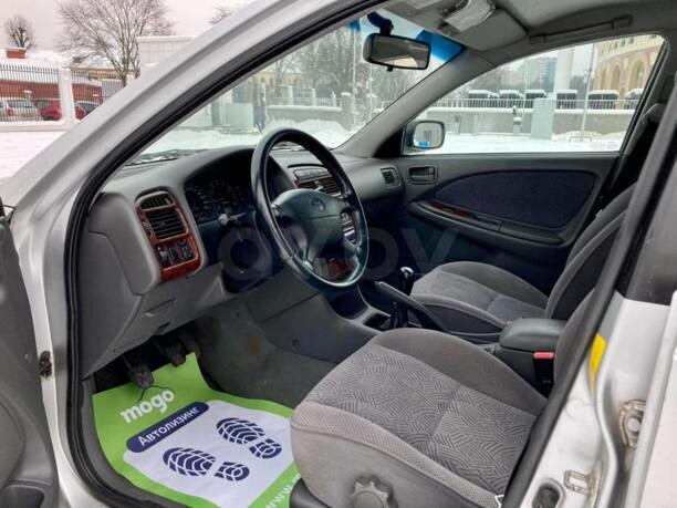 Toyota Avensis I (T220), 1998 г.