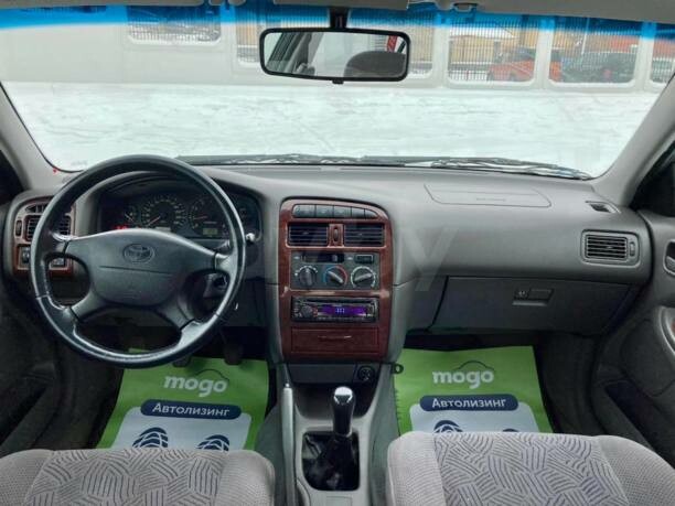 Toyota Avensis I (T220), 1998 г.