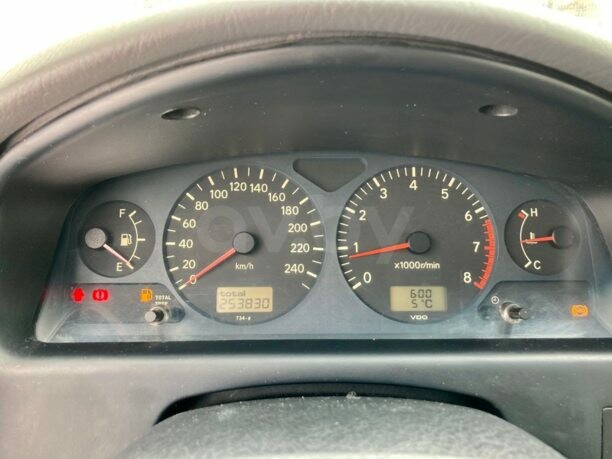 Toyota Avensis I (T220), 1998 г.