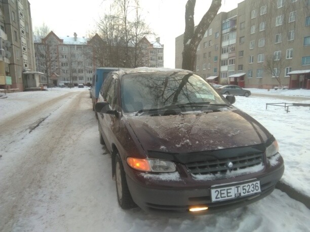 Chrysler Grand Voyager III, 7 мест, 1996 г.