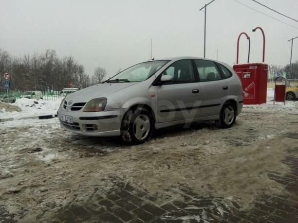 Nissan Almera Tino, 2002 г.