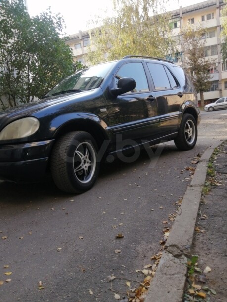 Mercedes-Benz M-Класс W163, 7 мест, 2000 г.