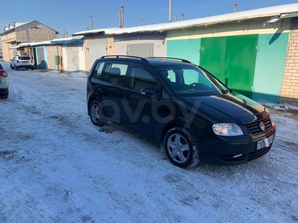 Volkswagen Touran I, 5 мест, 2004 г.