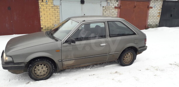Mazda 323 BF, 1988 г.