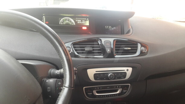 Renault Grand Scenic III · 2-й рестайлинг, 7 мест, 2016 г.