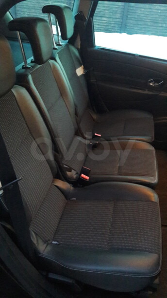 Renault Grand Scenic III · 2-й рестайлинг, 7 мест, 2016 г.
