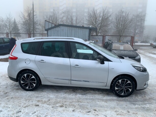 Renault Grand Scenic III · 2-й рестайлинг, 5 мест, 2016 г.