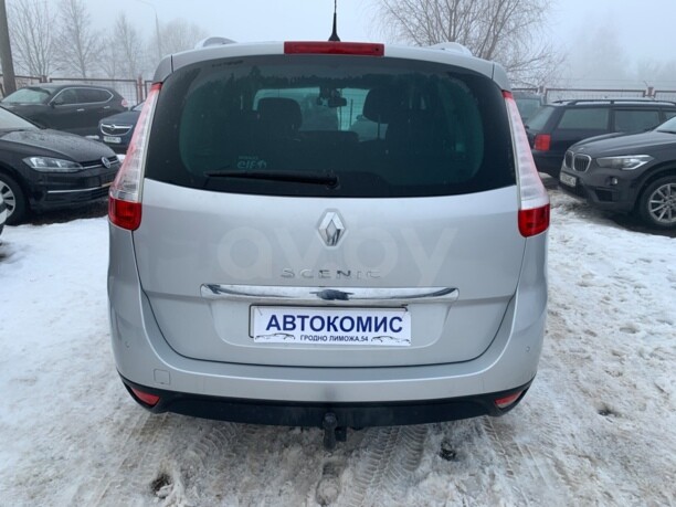 Renault Grand Scenic III · 2-й рестайлинг, 5 мест, 2016 г.