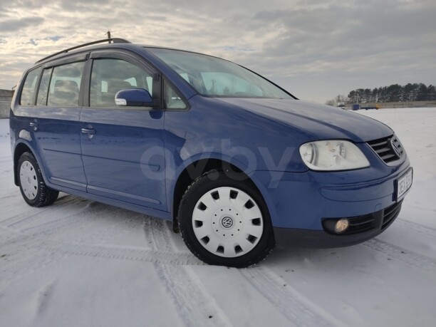 Volkswagen Touran I, 5 мест, 2004 г.