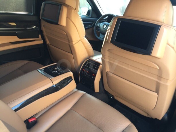 BMW 7 серия F01, F04, 2011 г.