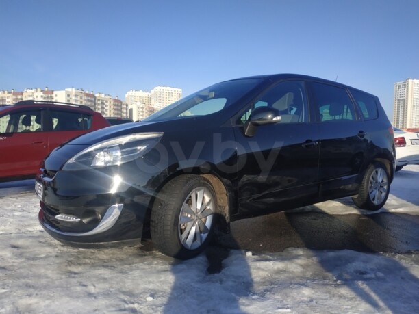 Renault Grand Scenic III · 2-й рестайлинг, 5 мест, 2014 г.