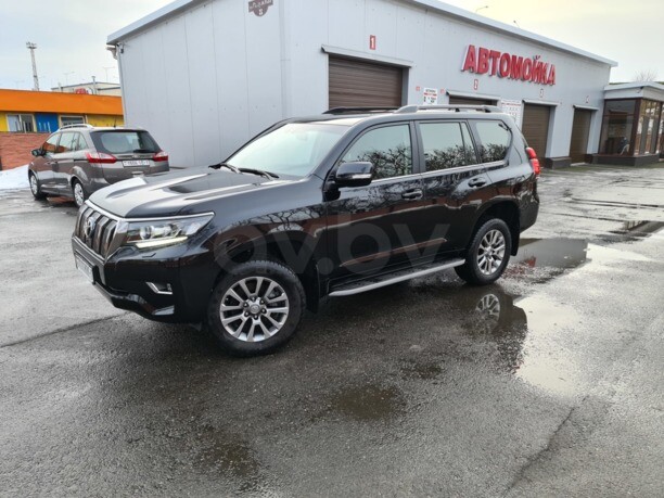 Toyota Land Cruiser Prado J150 II · Рестайлинг, 5 мест, 2018 г.