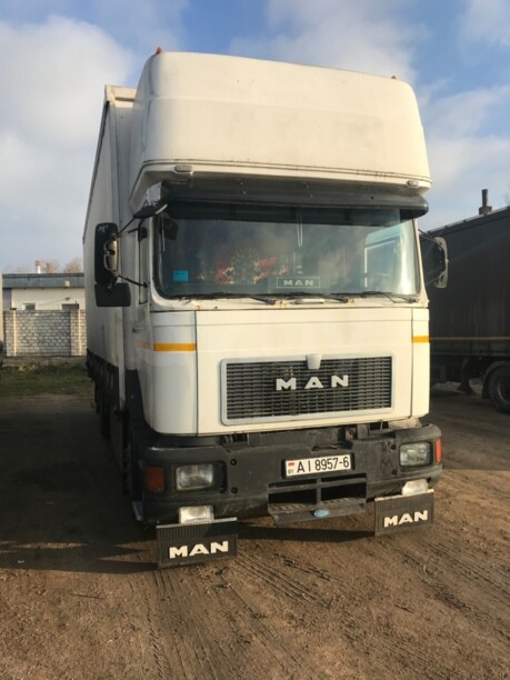 MAN 19 19.372, 1990 г.
